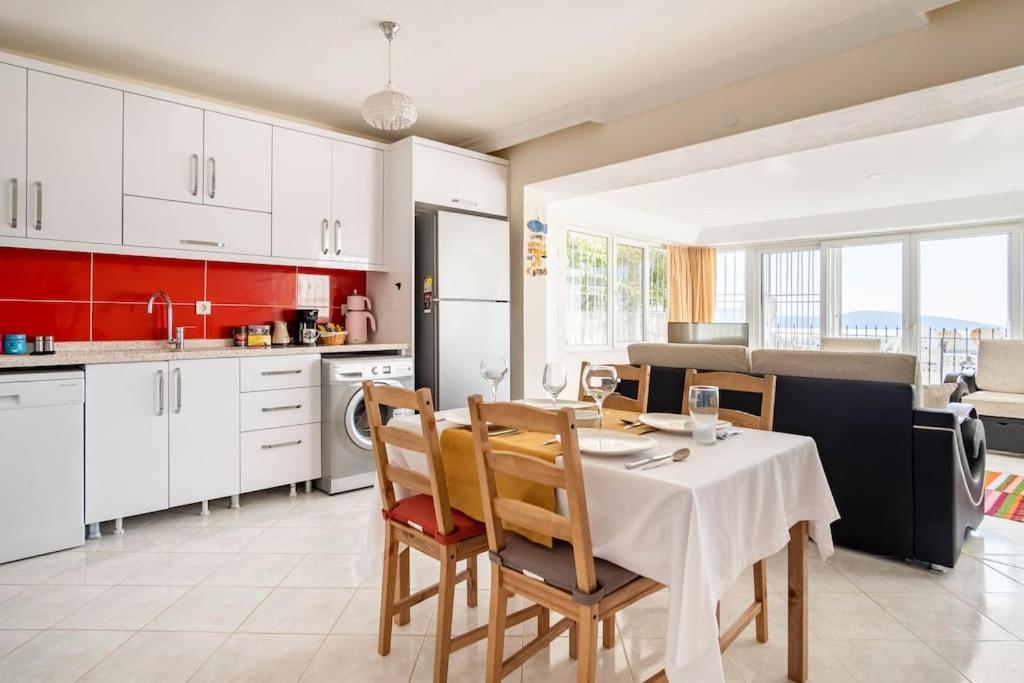 Bodrum Burcu Residence, Magnificent Sea View, Cozy, Free Otopark, Free Wifi Exterior photo